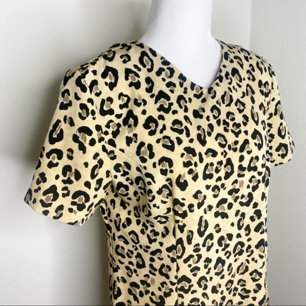Harbor dress leopard print vneck shoulder padded shift dress - Picture 2 of 8
